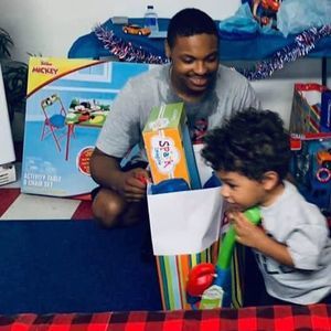 Meet your Posher, Dion